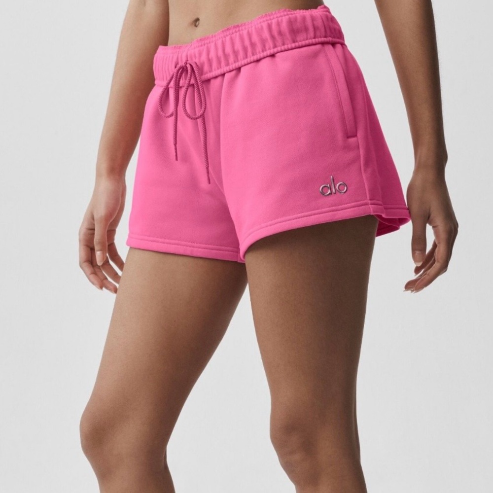 Alo Accolade Short NWT Paradise Pink